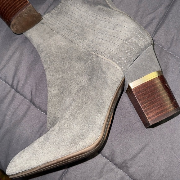 Lucca Lane Jadia Ankle Boots Grey Suede Leather size 8 M - Picture 11 of 13